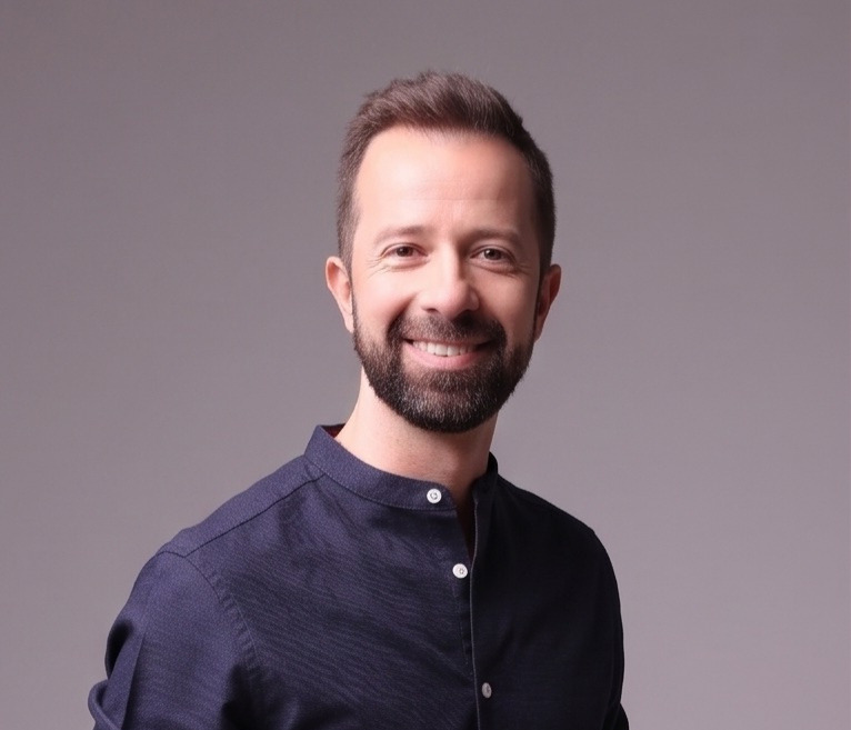 Retrato de Vinícius Carvalho, Arquiteto e Urbanista